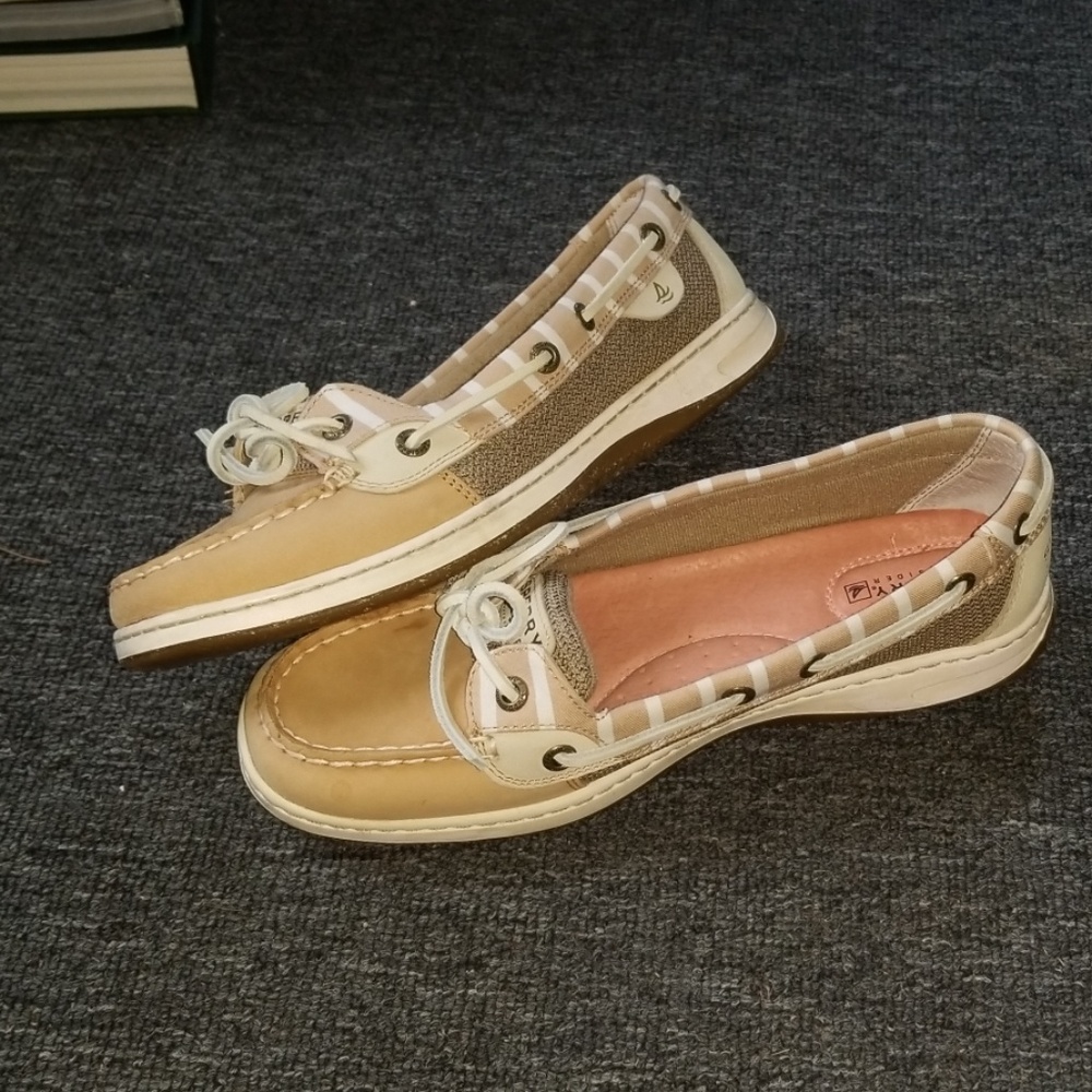 NWOT Sperry Angelfish Boat Shoes